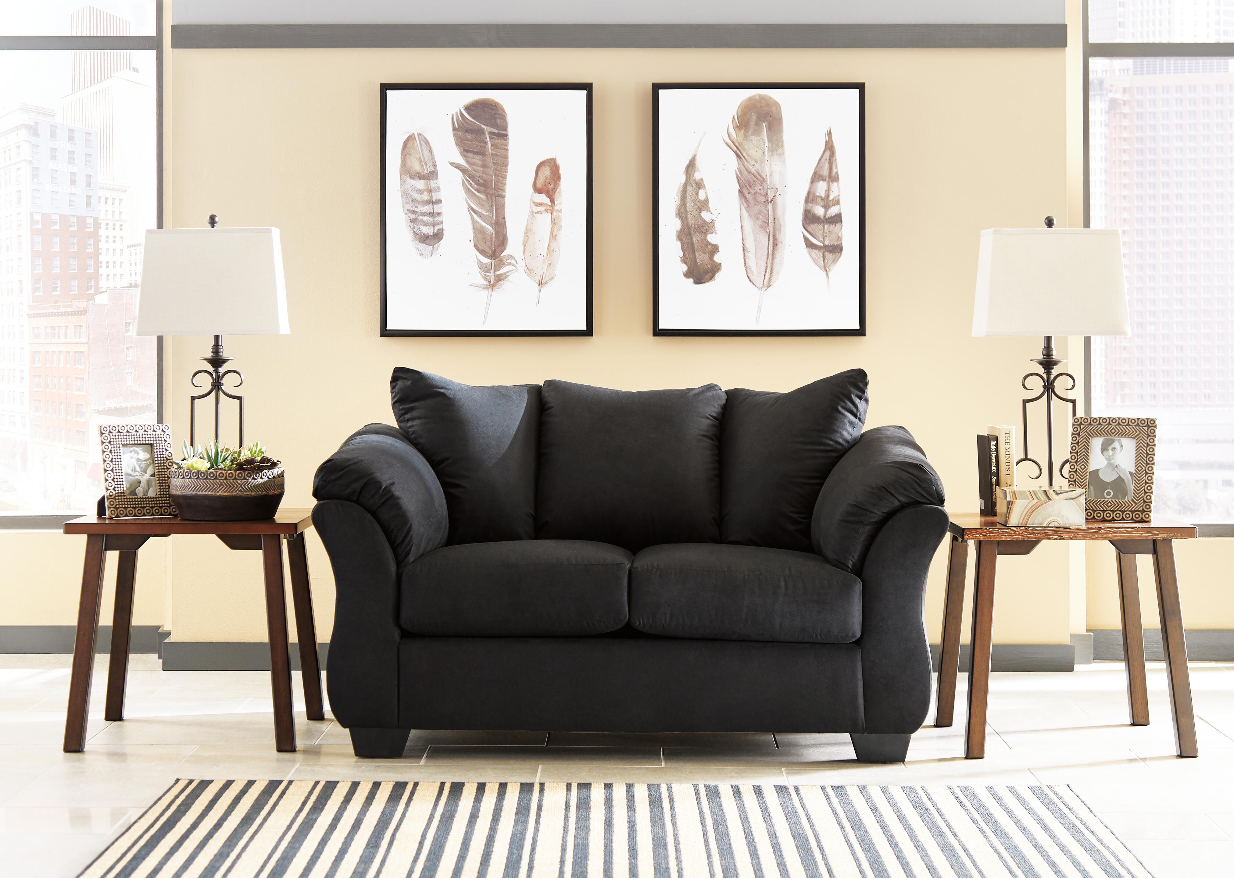 Darcy Loveseat
