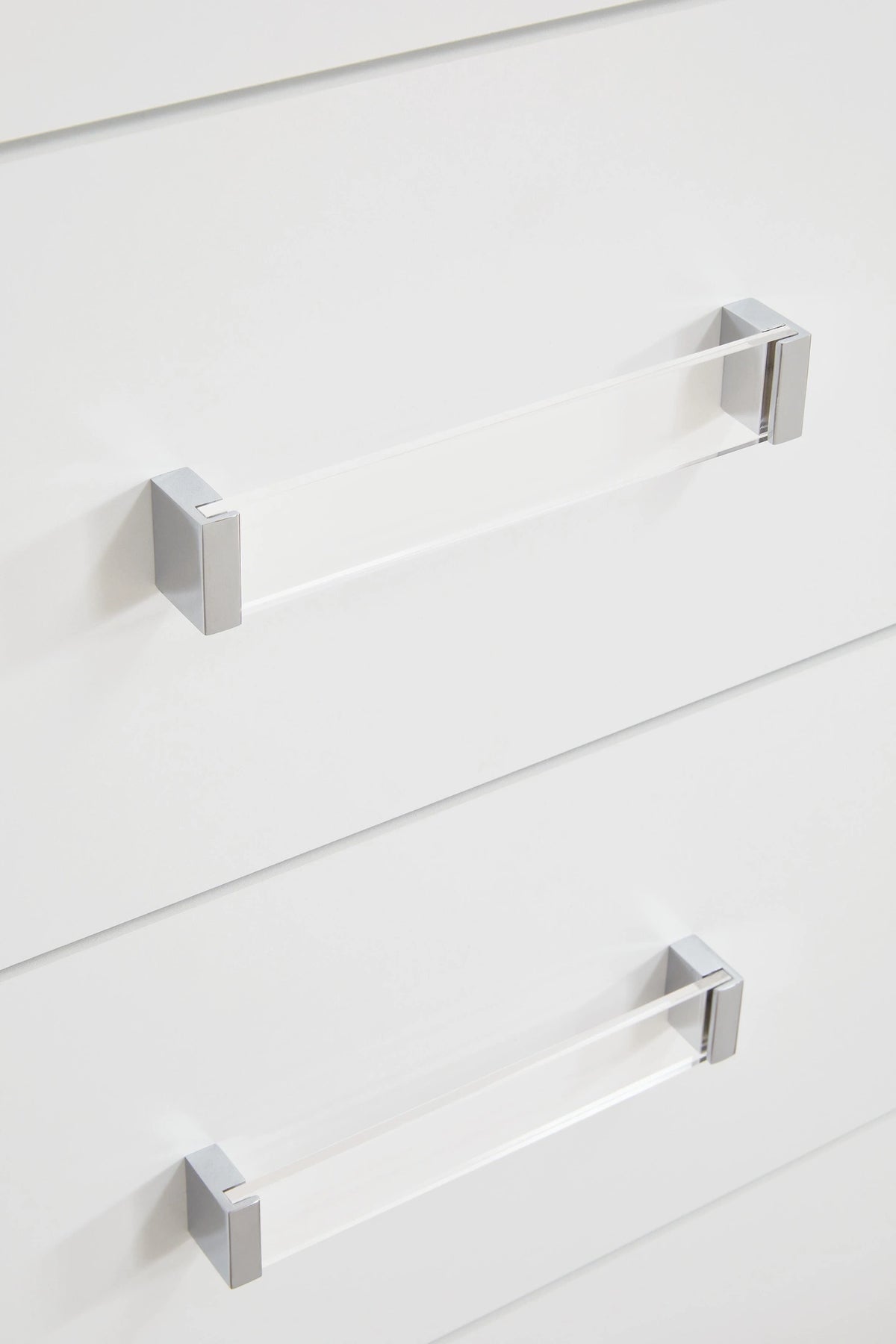 Maeling Nightstand