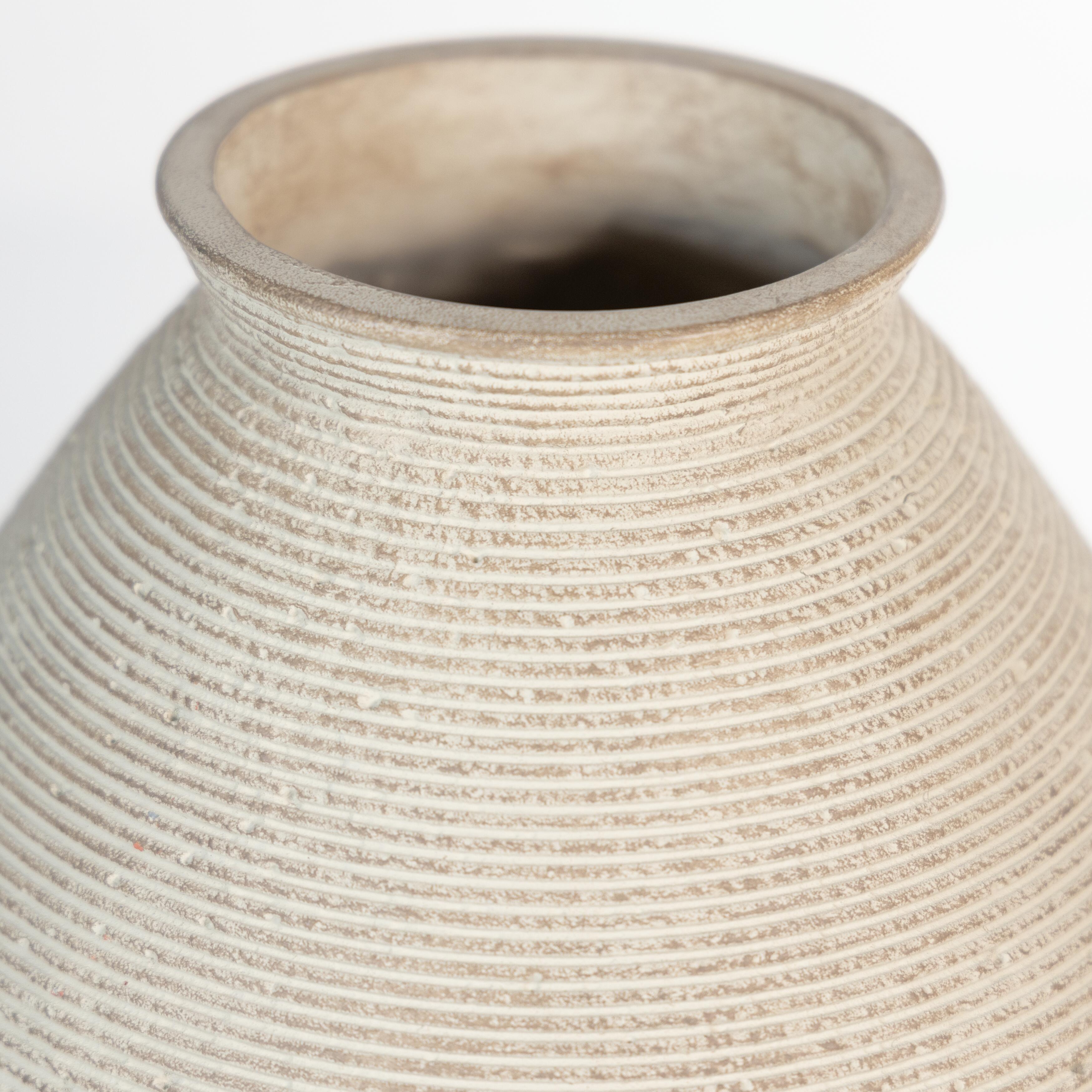 Hannela Vase