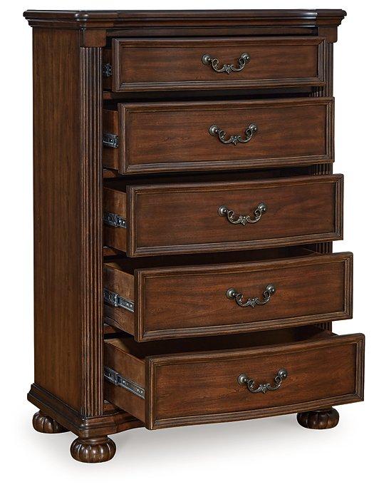 Lavinton Chest of Drawers