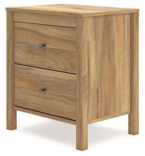 Bermacy Nightstand