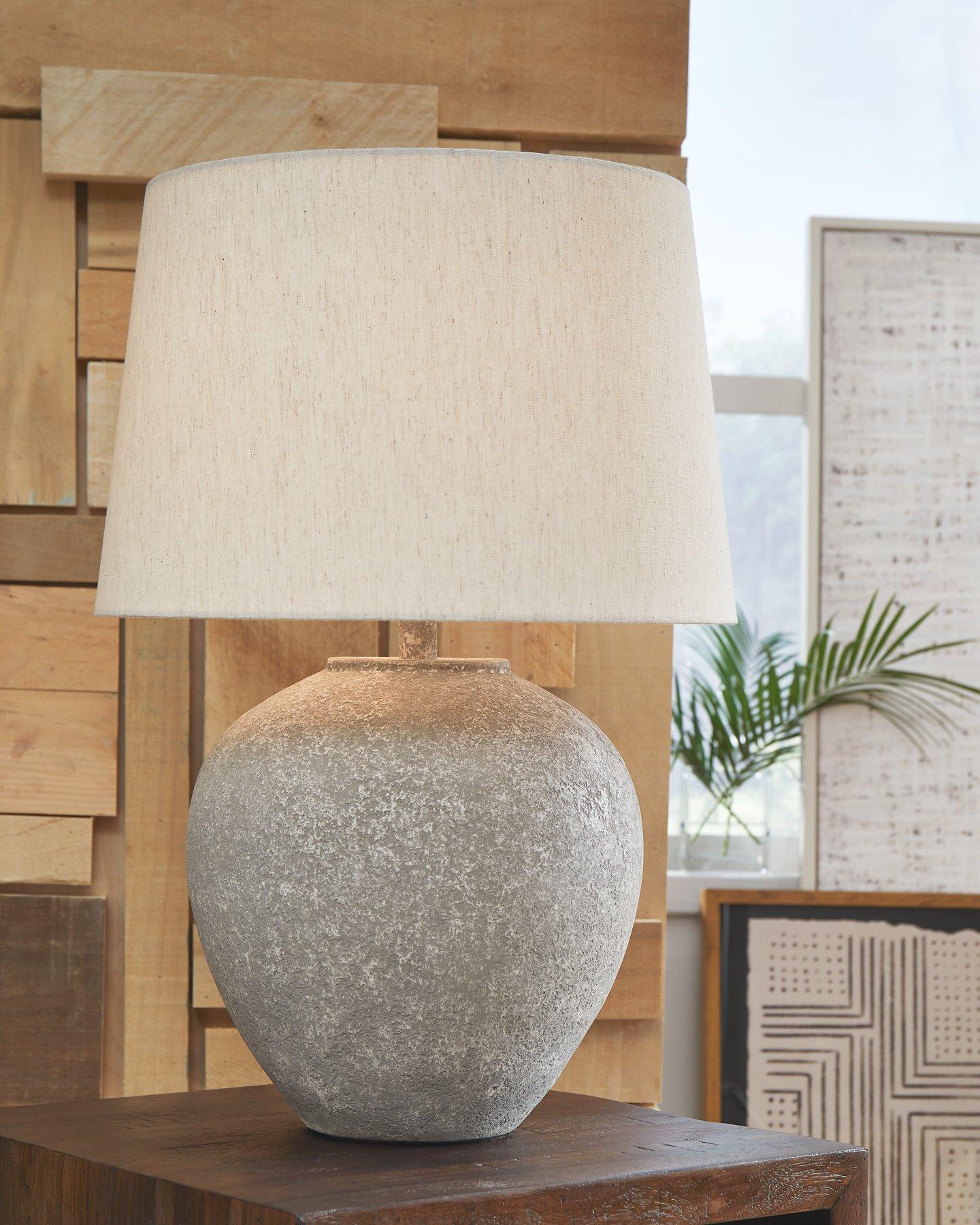 Dreward Table Lamp