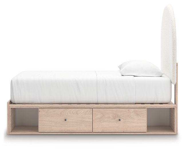 Arloster Upholstered Bed
