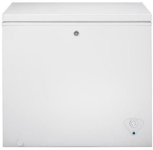 GE 7.0 Cu. Ft. Chest Freezer-White image