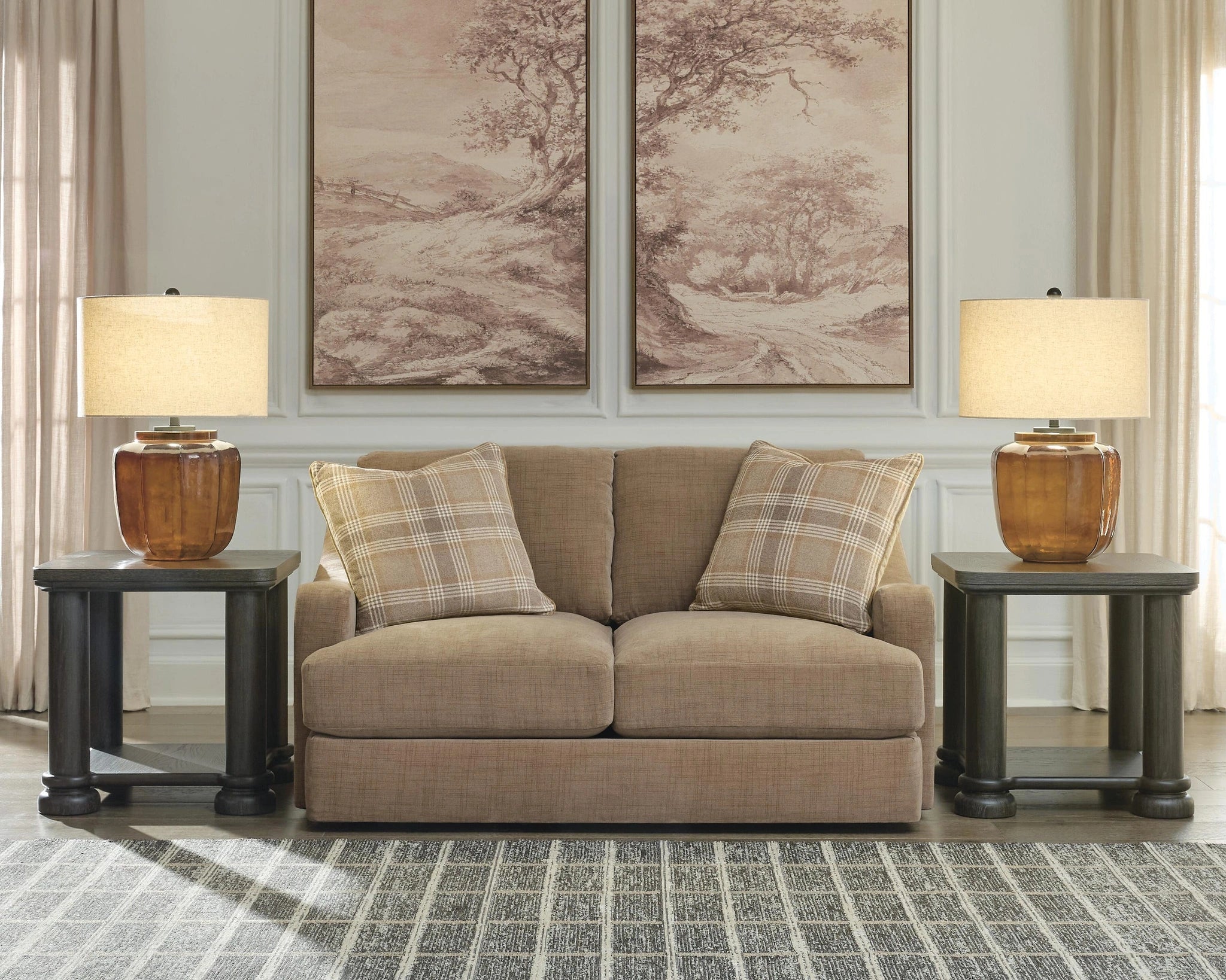ChloeeAnne Loveseat